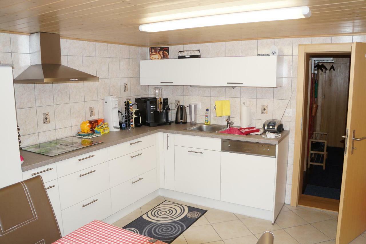 Haya Apartman Naters Kültér fotó