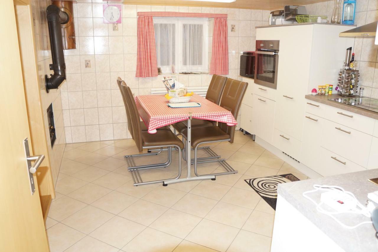Haya Apartman Naters Kültér fotó