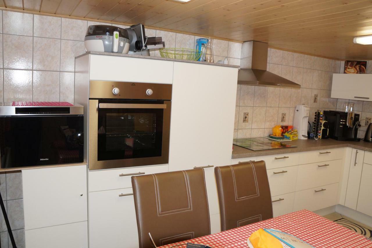 Haya Apartman Naters Kültér fotó
